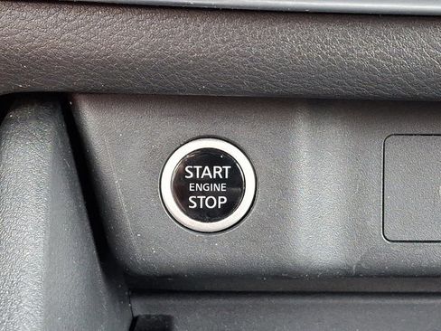 Used 2023 Nissan Rogue SV FWD image 25