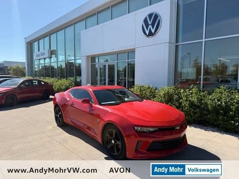 Used 2017 Chevrolet Camaro LT RWD image 1