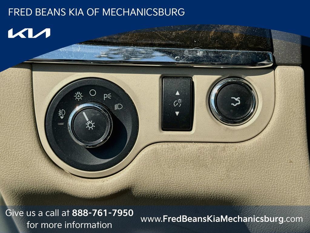 Used 2015 Lincoln MKS AWD w/ Equipment Group 101A image 8