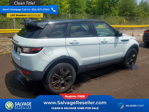 Used 2017 Land Rover Range Rover Evoque SE AWD/4WD image 4