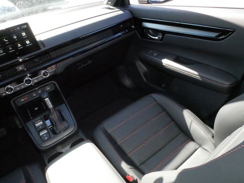 Certified 2026 Honda CR-V Sport Touring image 11