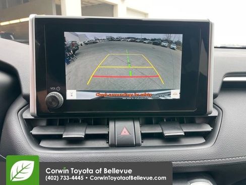 Used 2023 Toyota RAV4 AWD Hybrid image 19