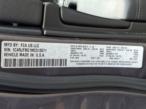 Certified 2021 Jeep Grand Cherokee Limited AWD/4WD image 29