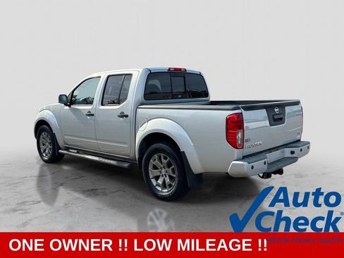 Used 2020 Nissan Frontier SV RWD image 5