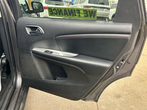 Used 2018 Dodge Journey GT image 16