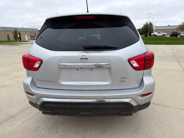 Used 2017 Nissan Pathfinder SL AWD/4WD image 7