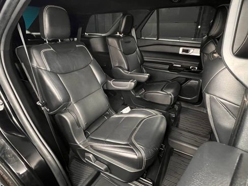 Used 2021 Ford Explorer ST AWD/4WD image 29