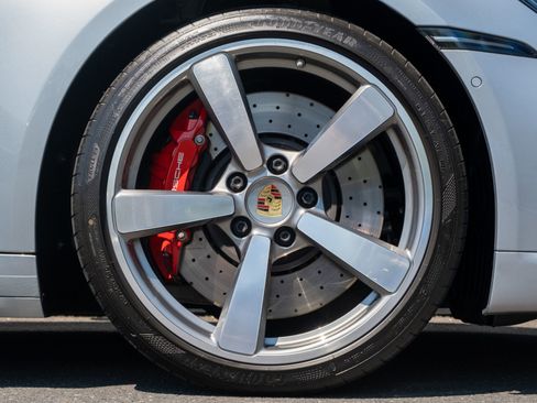 Certified 2022 Porsche 911 Turbo AWD/4WD image 15