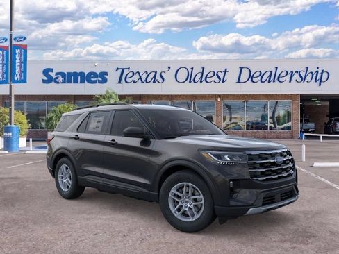New 2026 Ford Explorer Active w/ Active Comfort Package RWD image 7