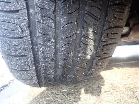 Used 2014 Ford Fusion SE w/ Equipment Group 202A image 33