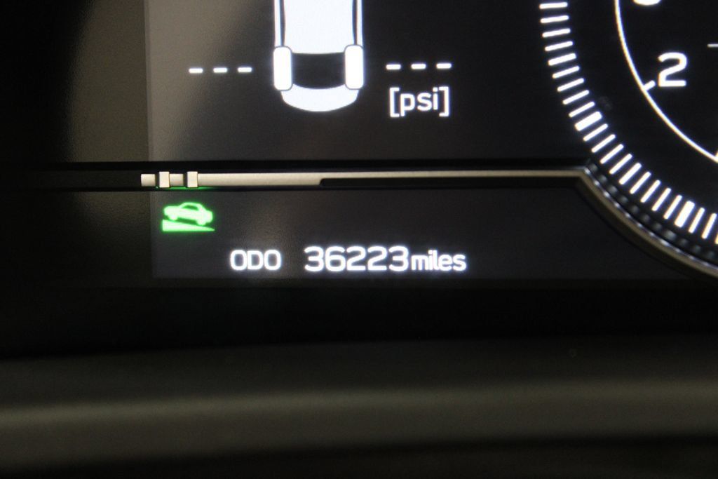 Used 2023 Toyota GR86 RWD image 11
