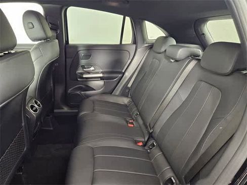 Certified 2025 Mercedes-Benz GLA 250 4MATIC image 19