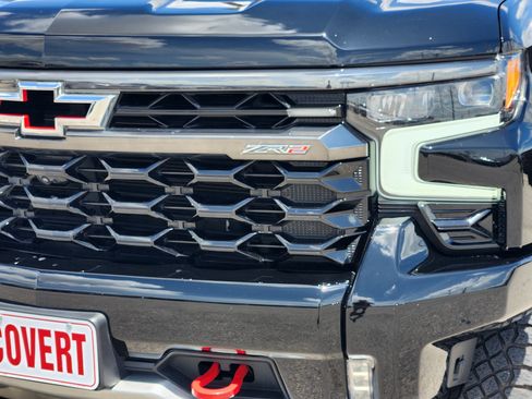 Used 2024 Chevrolet Silverado 1500 ZR2 AWD/4WD image 8