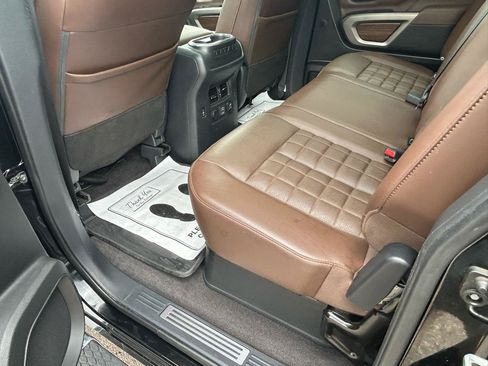 Used 2021 Nissan Titan Platinum Reserve w/ Moonroof Package AWD/4WD image 9