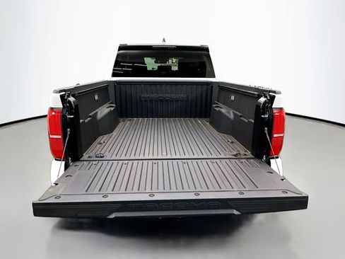 Used 2025 Toyota Tacoma SR5 image 24