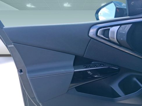 Used 2026 BMW X3 xDrive30 w/ Premium Package image 19