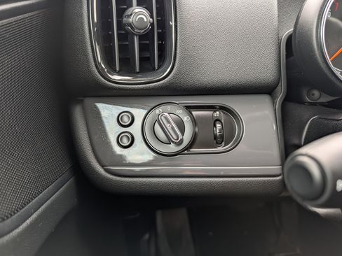 Used 2018 MINI Cooper Countryman ALL4 AWD/4WD image 26