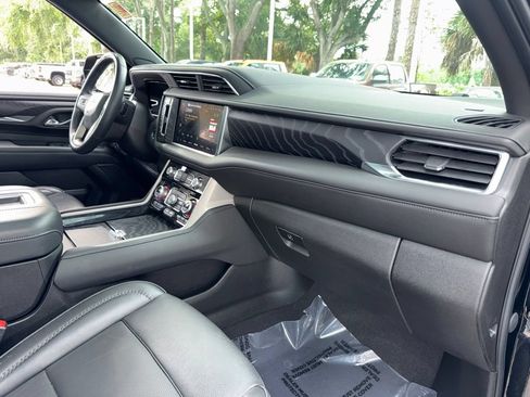 Used 2023 GMC Yukon Denali w/ Denali Reserve Package AWD/4WD image 23
