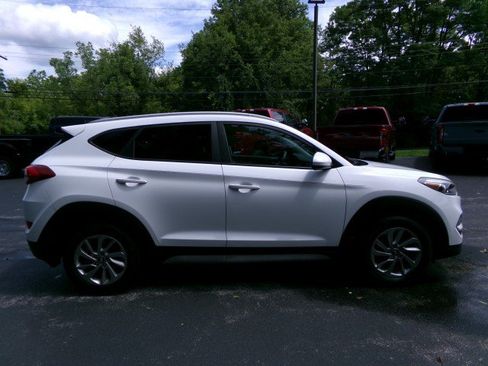 Used 2017 Hyundai Tucson SE w/ SE Popular Package 02 AWD/4WD image 10