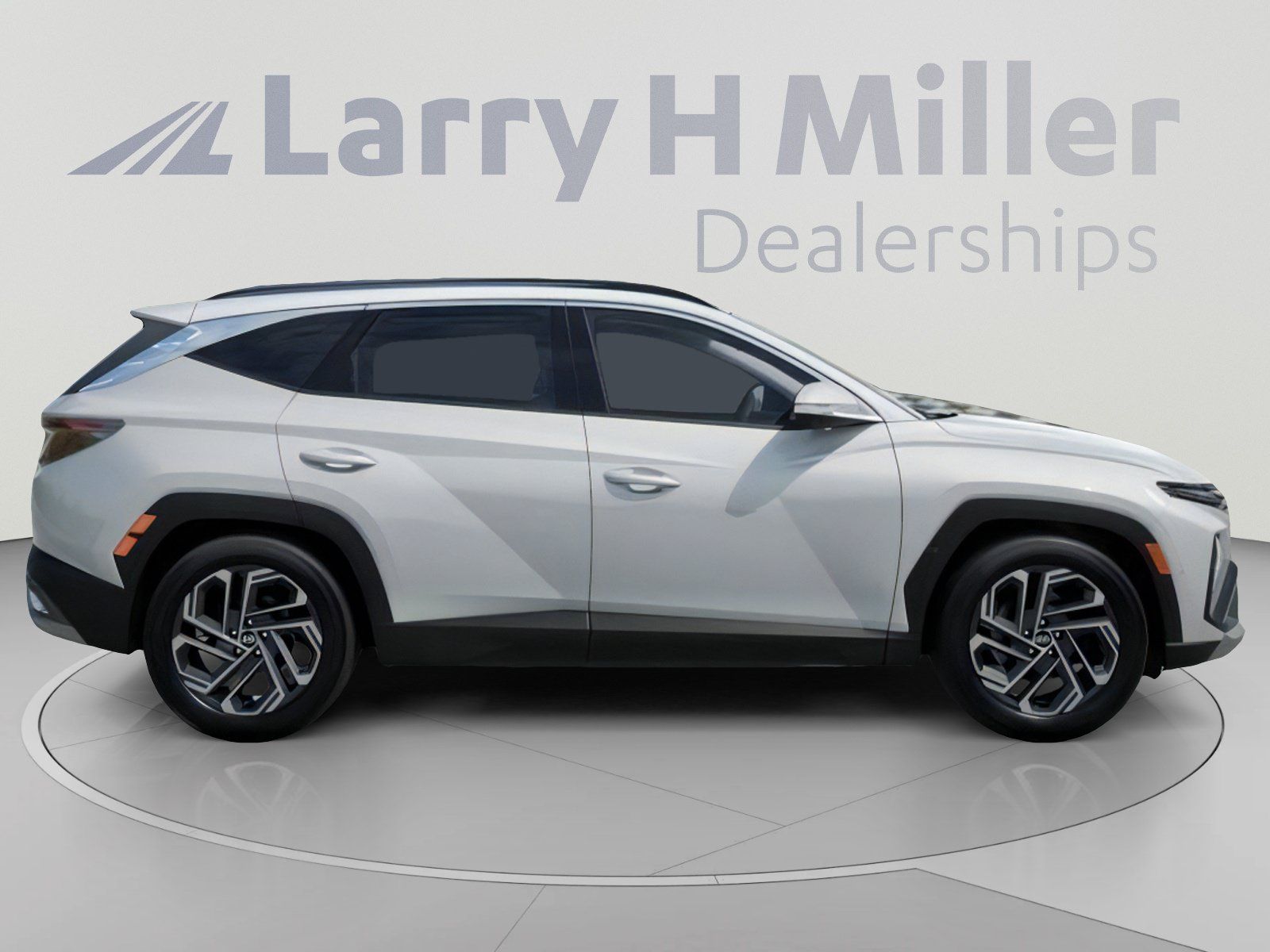 New 2026 Hyundai Tucson Limited w/ Tow & Go Package AWD/4WD image 7