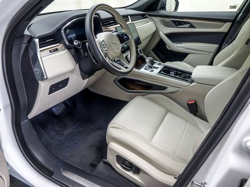 Used 2025 Jaguar F-PACE R-Dynamic S image 10