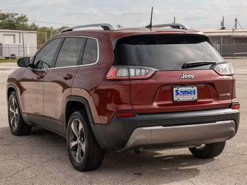 Used 2019 Jeep Cherokee Limited image 5