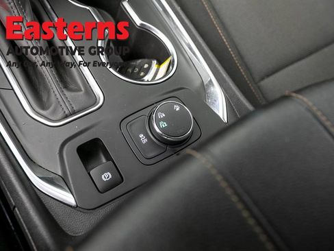 Used 2020 Chevrolet Traverse LT AWD/4WD image 78