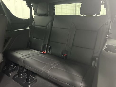 Used 2023 Chevrolet Tahoe LT w/ Luxury Package AWD/4WD image 29