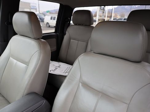 Used 2005 Chevrolet Colorado LS image 16