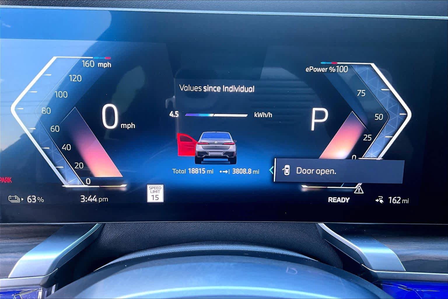 Used 2023 BMW i7 xDrive60 AWD/4WD image 22