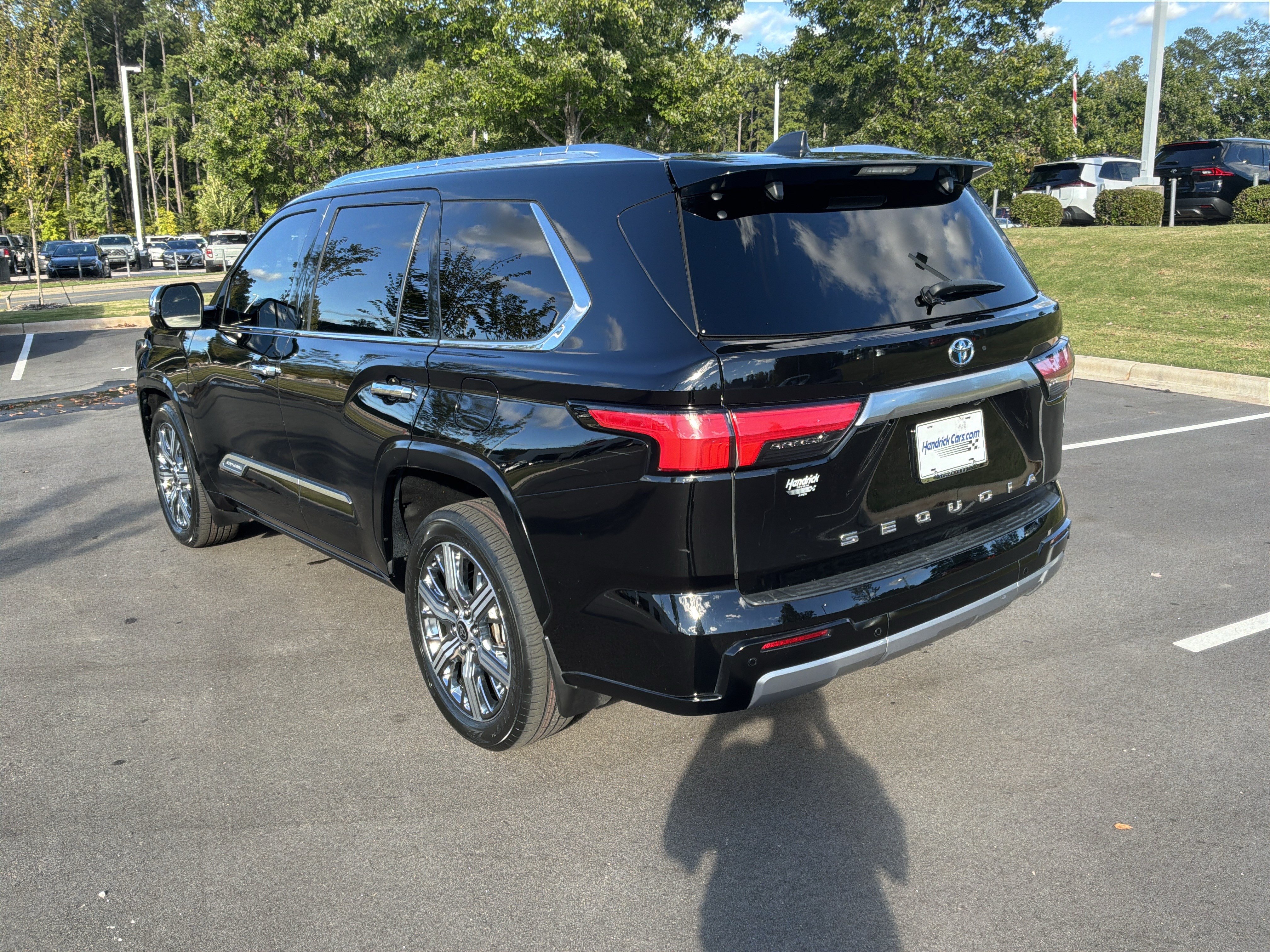 Used 2024 Toyota Sequoia Capstone AWD/4WD image 8