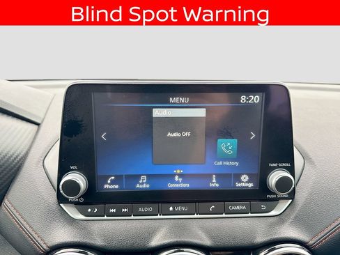 Used 2025 Nissan Sentra SR FWD image 11