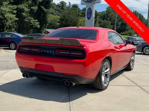 Used 2020 Dodge Challenger R/T image 7