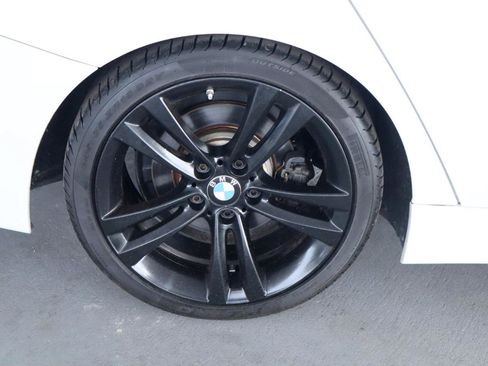 Used 2018 BMW 330i Sedan RWD image 5