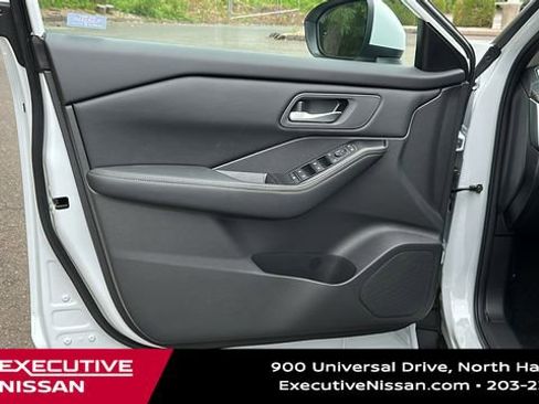 New 2026 Nissan Rogue SV image 9