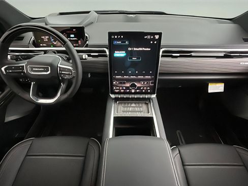 New 2025 GMC Sierra EV Denali image 9