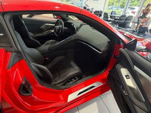 Used 2021 Chevrolet Corvette Stingray Preferred Cpe w/ Battery Protection Package RWD image 31