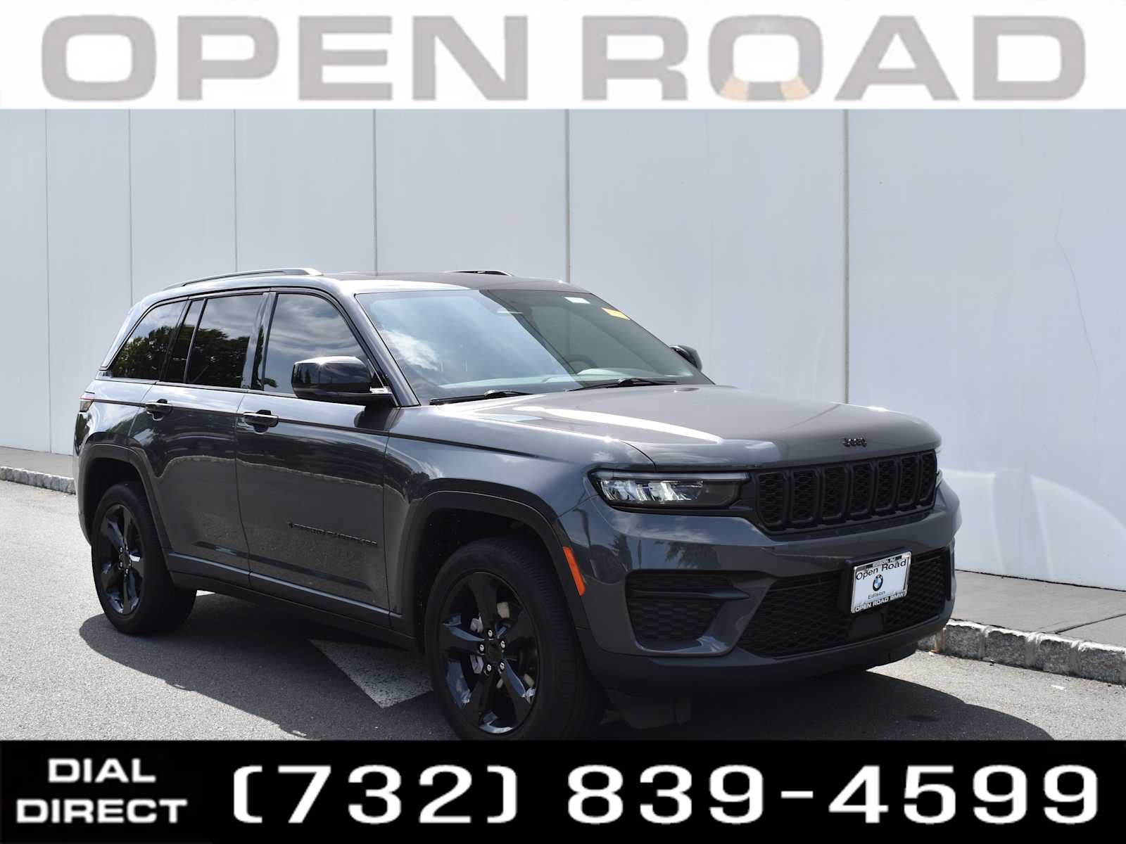 Used 2023 Jeep Grand Cherokee Altitude AWD/4WD image 1