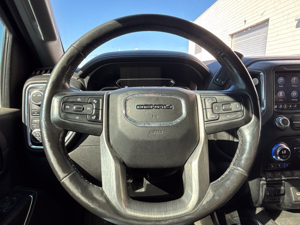 Used 2020 GMC Sierra 2500 Denali w/ Denali Ultimate Package AWD/4WD image 23