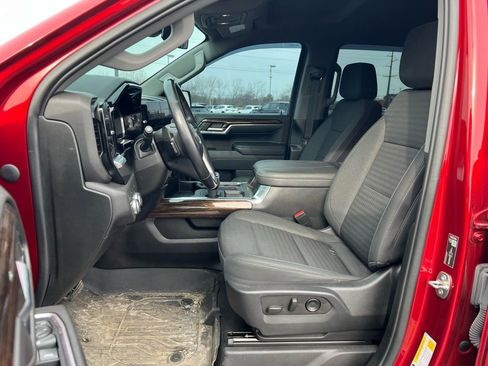 Used 2023 GMC Sierra 1500 Elevation w/ X31 Off-Road Package image 8