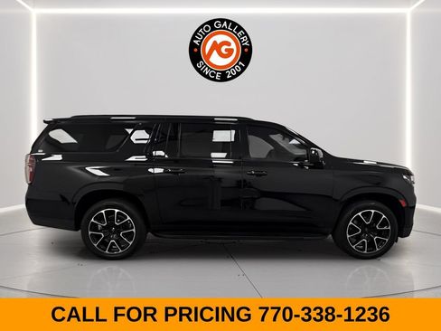 Used 2021 Chevrolet Suburban RST w/ Rear Media and Nav Package AWD/4WD image 9