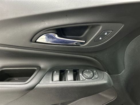 Used 2019 Chevrolet Equinox LT AWD/4WD image 11