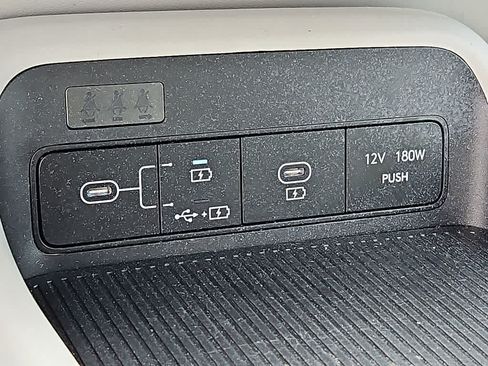 Used 2024 Hyundai Kona SEL FWD image 22