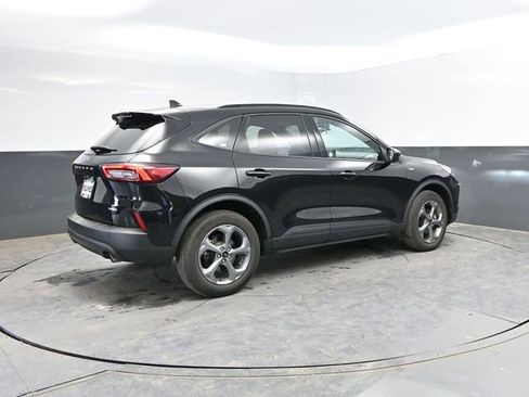 Used 2025 Ford Escape ST-Line AWD/4WD image 8