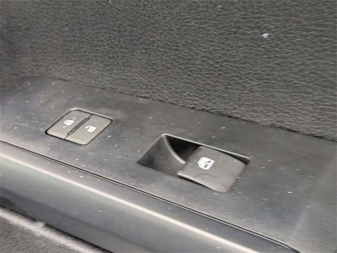 Used 2022 Toyota Tacoma SR image 30