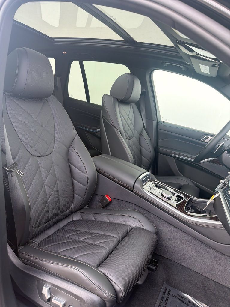 New 2026 BMW X5 xDrive50e AWD/4WD image 23