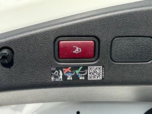 New 2026 Mercedes-Benz CLE 300 4MATIC Cabriolet image 24