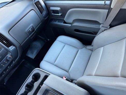 Used 2016 Chevrolet Silverado 2500 W/T image 16