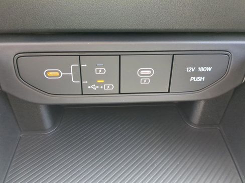 New 2025 Kia K4 LXS image 18