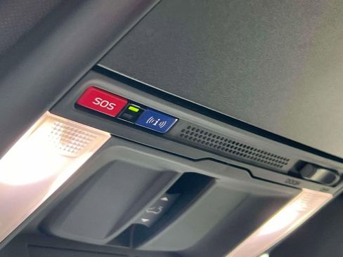 Used 2025 Subaru Forester Limited image 26